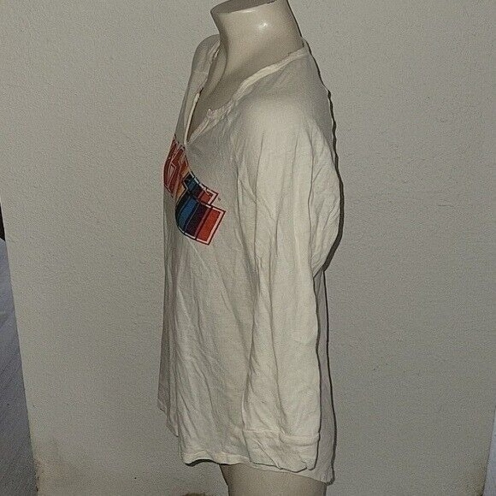 LUCKY BRAND KIZZ Rock Band Long Sleeve Top S Long Sleeve V-NECK white 90'S - Picture 4 of 5